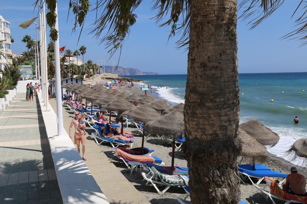 Andaluz Apartments - Algarrobo Нерха Экстерьер фото